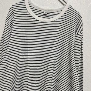 H&M Black and White Striped Long Sleeve Tee